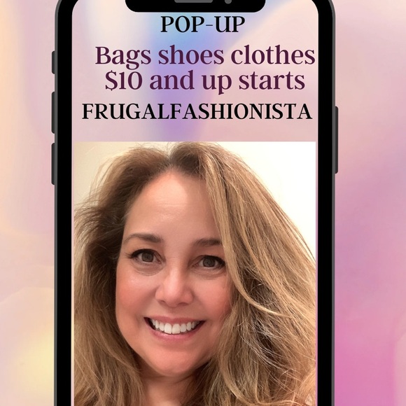 Coach Handbags - WEDNESDAYS Live at 5 pm est AND 11 am mentoring